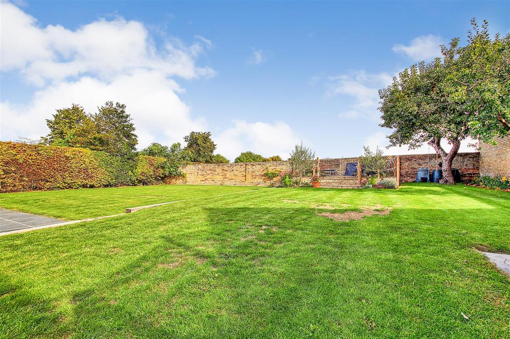 Garden 4.jpg