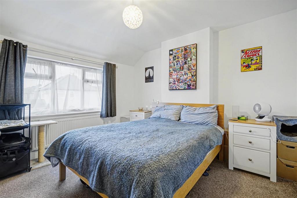 Bedroom 1 1.jpeg