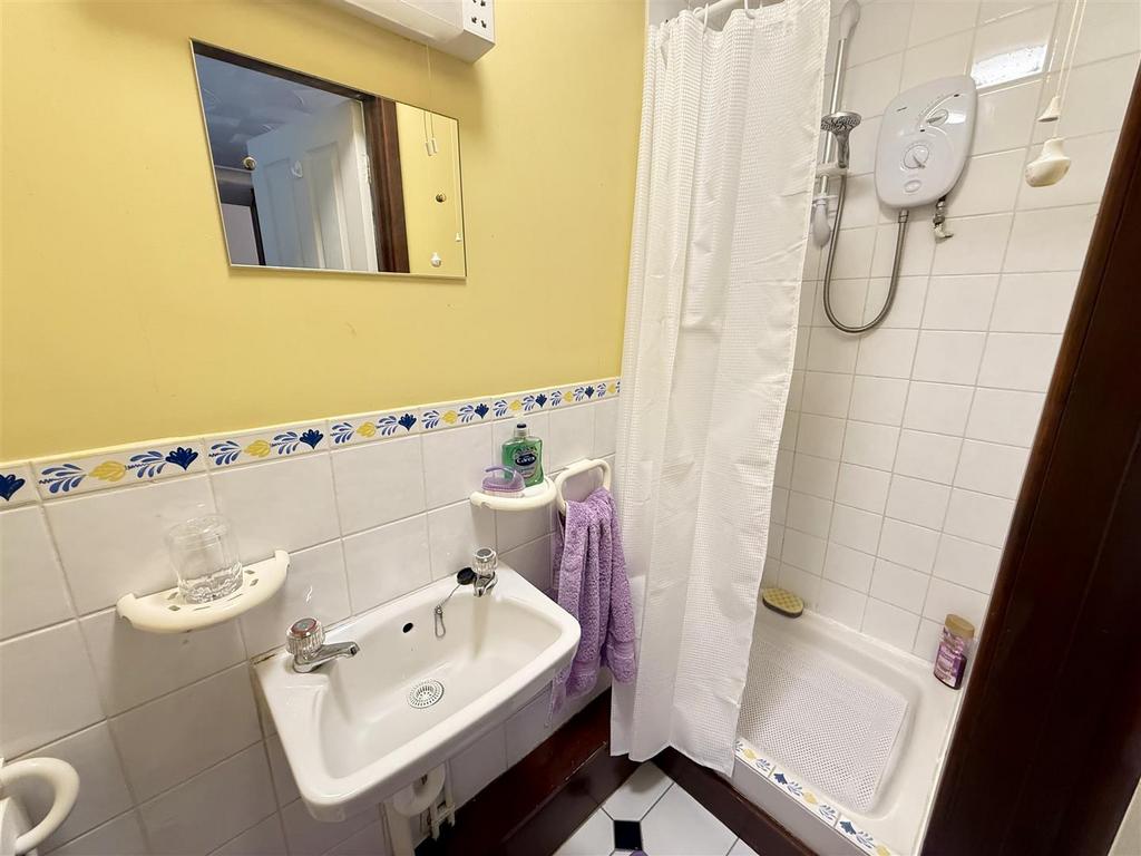 Ensuite Shower Room