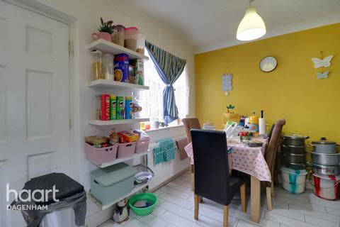 Reede Road, Dagenham