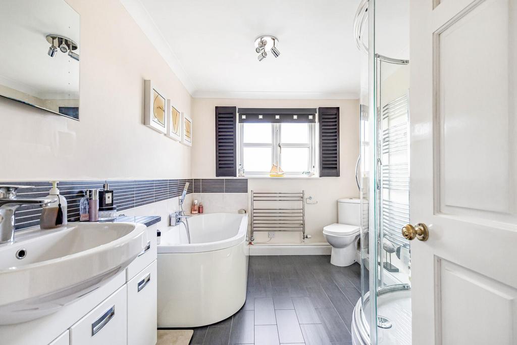 33 75710-1.jpg