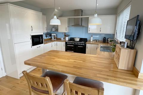 4 bedroom detached house for sale, Waggon Hill, Plymouth PL7