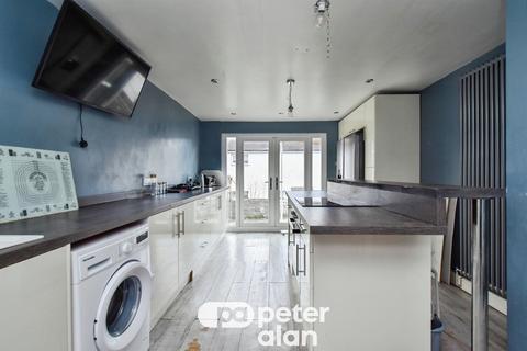 3 bedroom end of terrace house for sale, Hillcrest, Merthyr Tydfil
