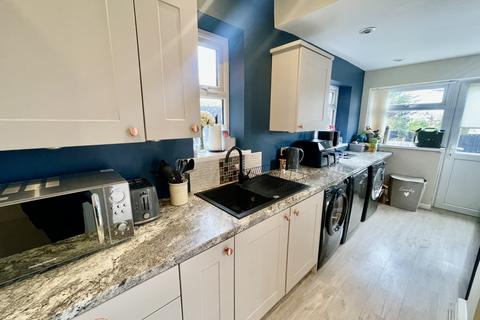 3 bedroom semi-detached house for sale, Fordway Avenue, Blackpool FY3