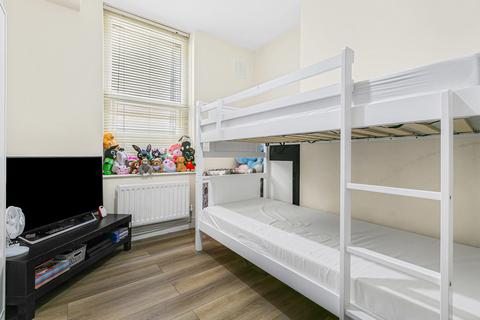 undefined, Clifton Road, London, SE25
