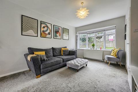 3 bedroom terraced house for sale, Thorne Street, Holywell Green, Halifax