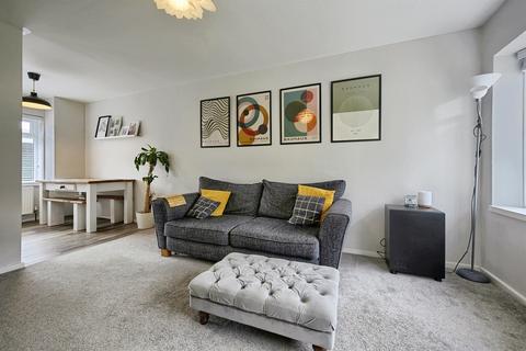 3 bedroom terraced house for sale, Thorne Street, Holywell Green, Halifax
