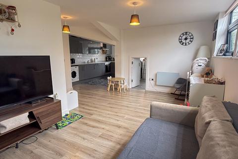 1 bedroom flat for sale, Carcaixent Square, Newbury , RG14
