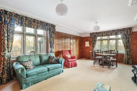 2 bedroom apartment for sale, Rodborough Common