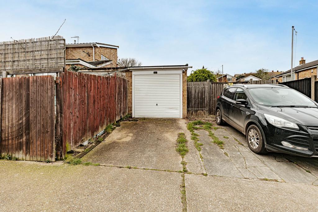 Garage (1)