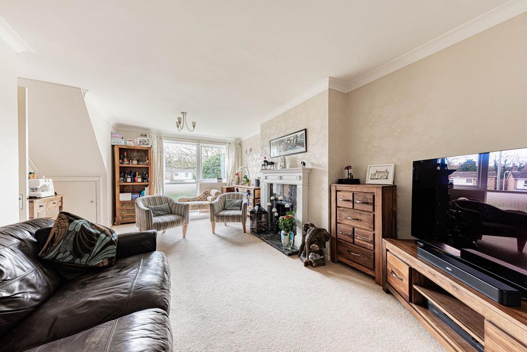 Living Room (4)