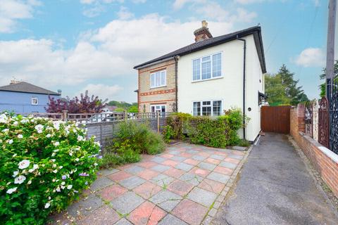 2 bedroom semi-detached house for sale - Mytchett Road, Mytchett, GU16