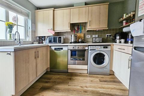 3 bedroom semi-detached house for sale, Greenland Avenue, Wymondham, Norfolk, NR18