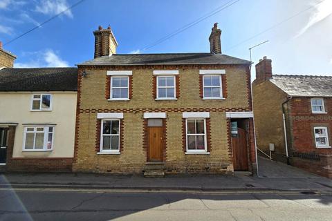 4 bedroom end of terrace house for sale - Mill Street, Sandy SG19