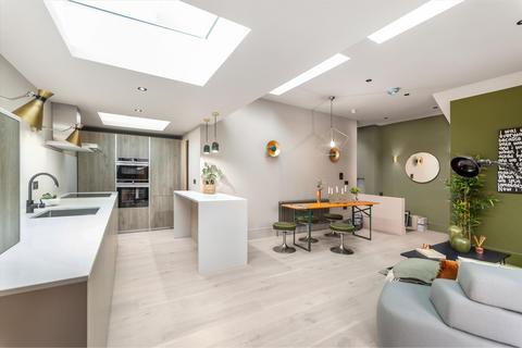 2 bedroom flat to rent, Kilmarsh Road, London, W6