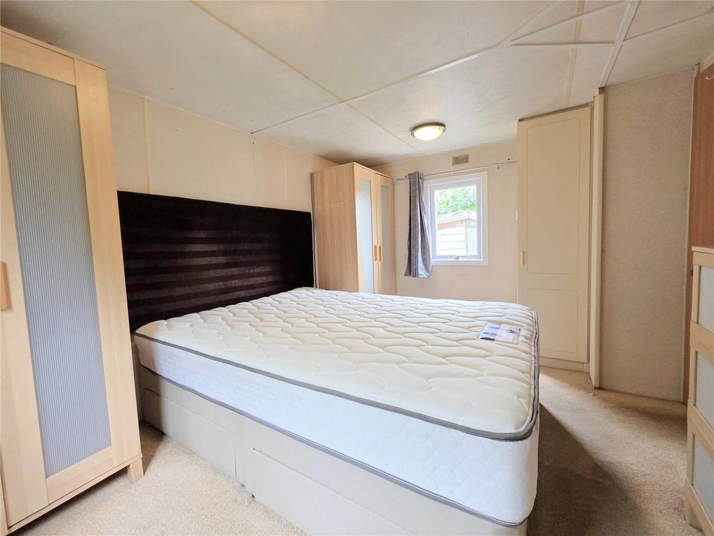 Bed 1