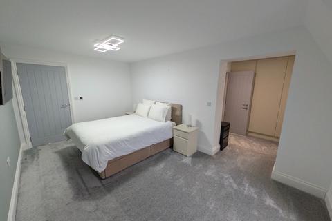 2 bedroom apartment for sale, Halle Mews, Benfleet
