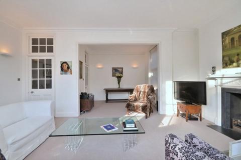 3 bedroom flat to rent, Church Row, Hampstead, NW3
