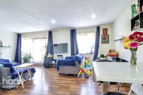 undefined, Riverside Close, Romford, RM1 1EF