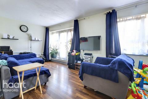 undefined, Riverside Close, Romford, RM1 1EF