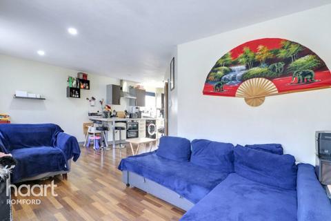 undefined, Riverside Close, Romford, RM1 1EF