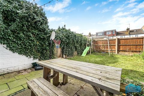 3 bedroom terraced house for sale, Derby Avenue, North Finchley, London, N12