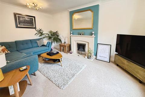 3 bedroom semi-detached house for sale, Vale Close, Leicestershire LE11