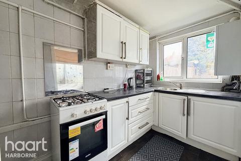 3 bedroom terraced house to rent, 172 York Road, Hall Green