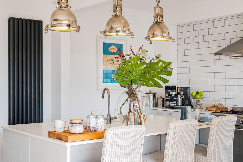 Kitchen/Dining Area