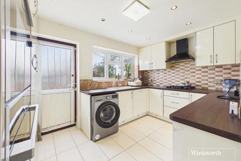undefined, Dale Avenue, Middlesex HA8