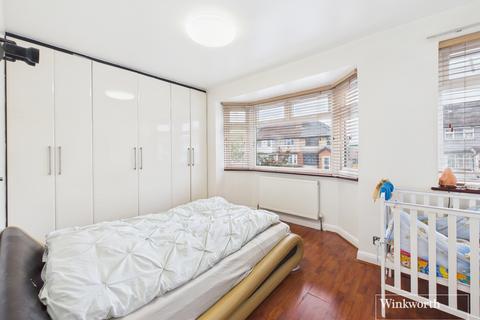 undefined, Dale Avenue, Middlesex HA8