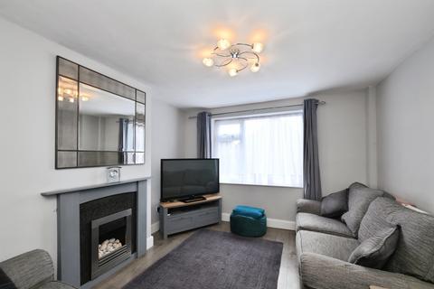 3 bedroom end of terrace house for sale, Wavell Close, Cheshunt, Waltham Cross