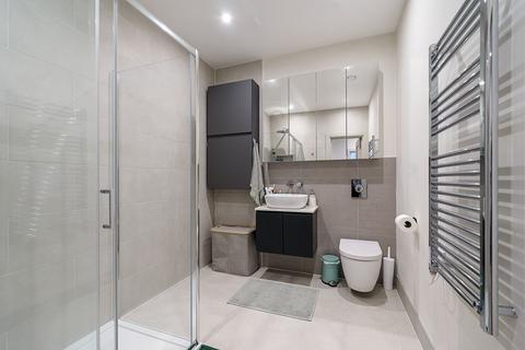 2 bedroom flat for sale, Gunnersbury Avenue, Ealing, W5