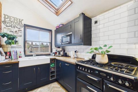 undefined, Long Row, Belper DE56