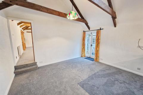 undefined, Swallows Court, Ladock