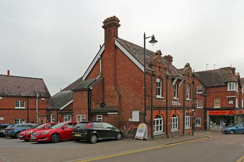 Office to rent, 64 High St Tring HP23 4AF