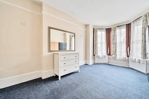 4 bedroom terraced house for sale, Sylvan Avenue, London