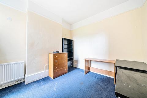 4 bedroom terraced house for sale, Sylvan Avenue, London