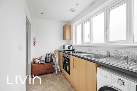 undefined, 657 London Road, Thornton Heath CR7