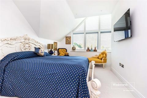 4 bedroom bungalow for sale, East Cliff Way, Friars Cliff, Christchurch, BH23