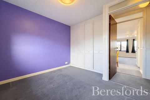 undefined, Sarre Avenue, Hornchurch, RM12