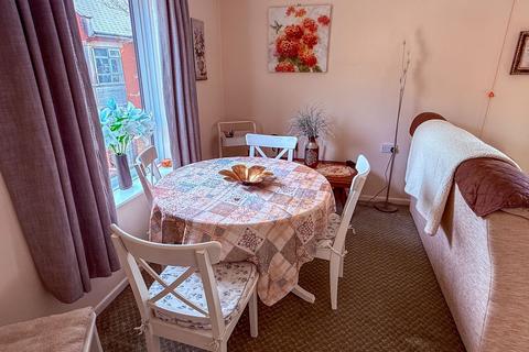 1 bedroom apartment for sale, Ashridge Court, Newbury, RG14