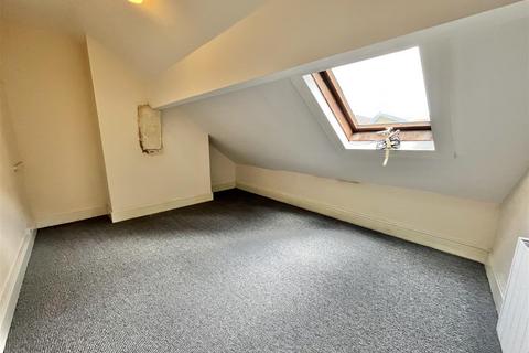 2 bedroom duplex for sale, Smithy Fold, Glossop
