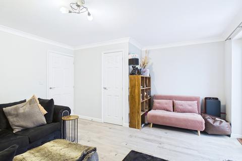 3 bedroom end of terrace house for sale, Heron Way, March PE15