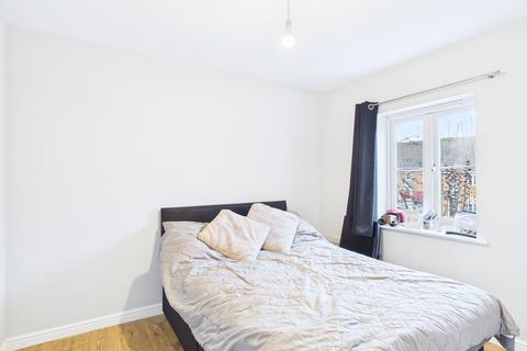 3 bedroom end of terrace house for sale, Heron Way, March PE15
