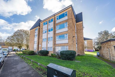 2 bedroom apartment for sale, Becketts Close, Feltham, TW14