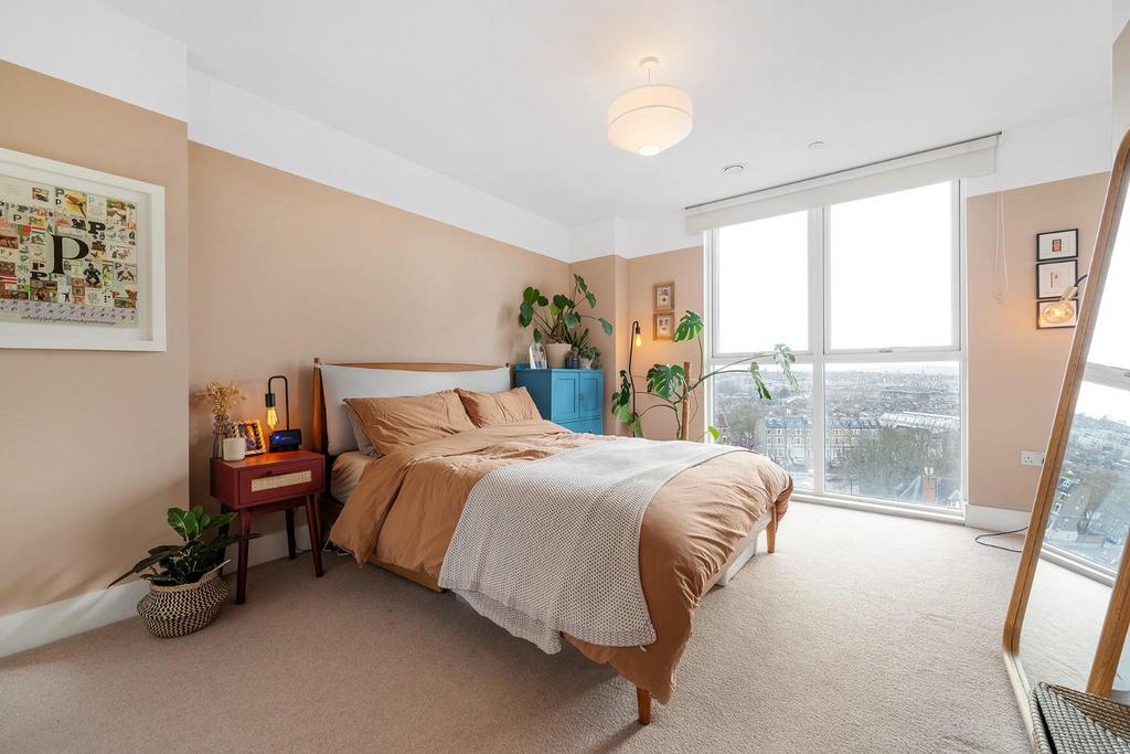 Bedroom.JPG