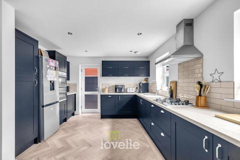 4 bedroom detached house for sale, Bramley Close, Grimsby DN33