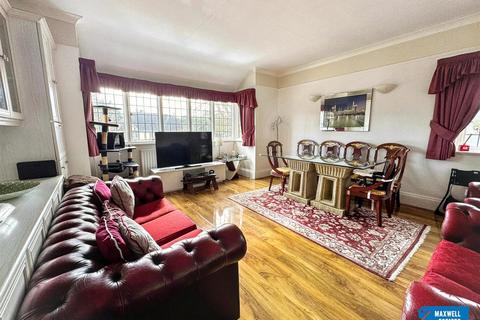 3 bedroom maisonette for sale, Royston Grove, Hatch End