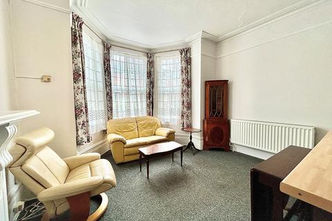1 bedroom flat to rent, Meadowcroft Road, London, N13